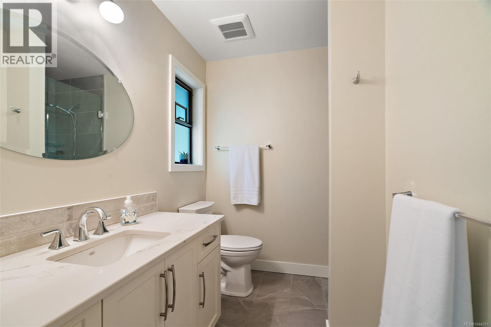 1649 Charlton Rd - 22