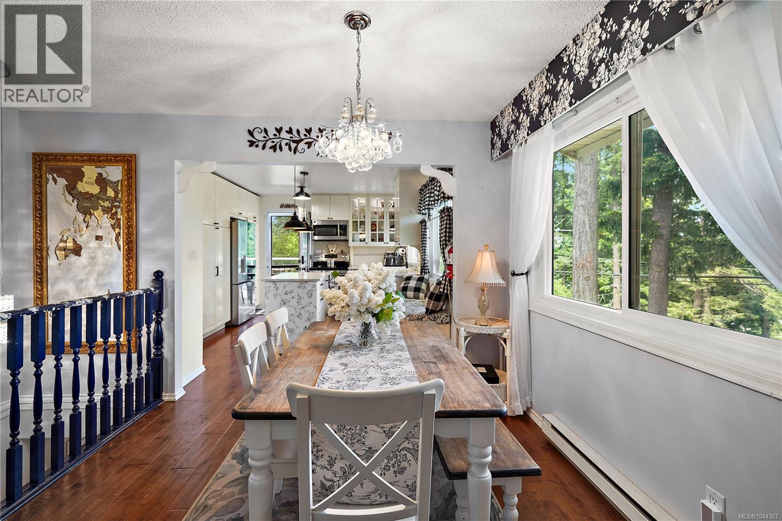 6864 East Saanich Rd - 15