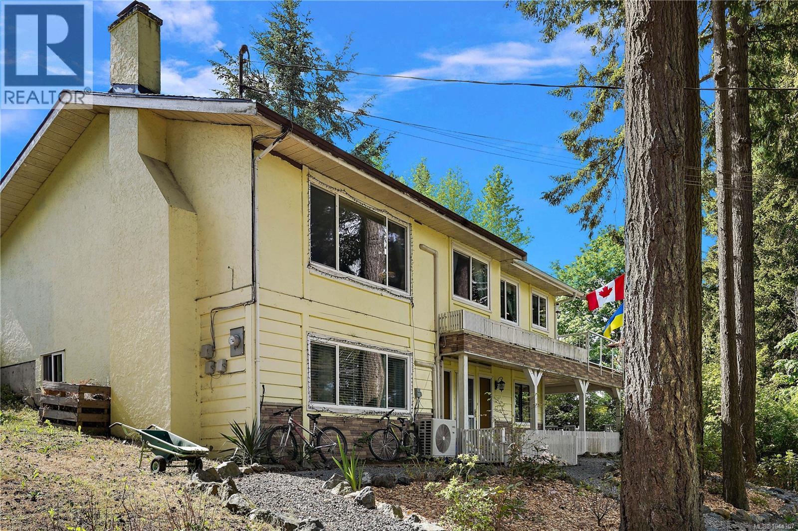 6864 East Saanich Rd - 53