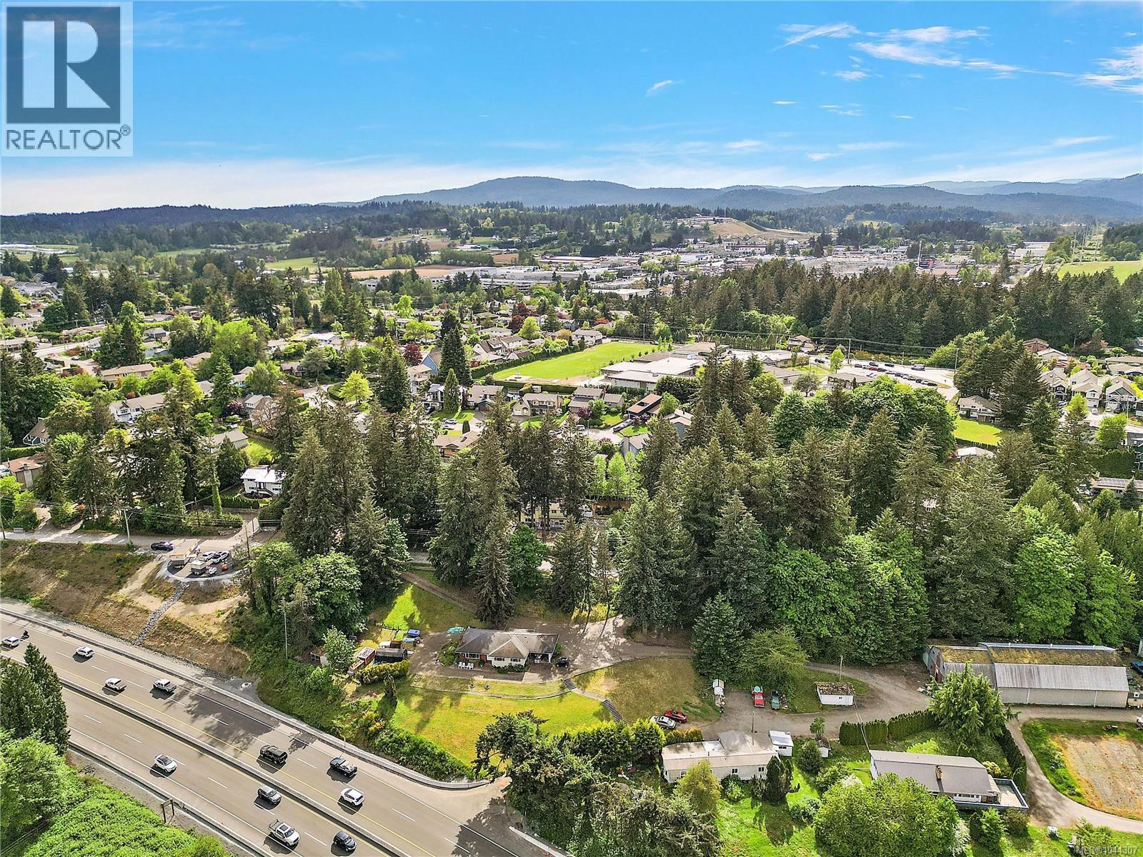 6864 East Saanich Rd - 60