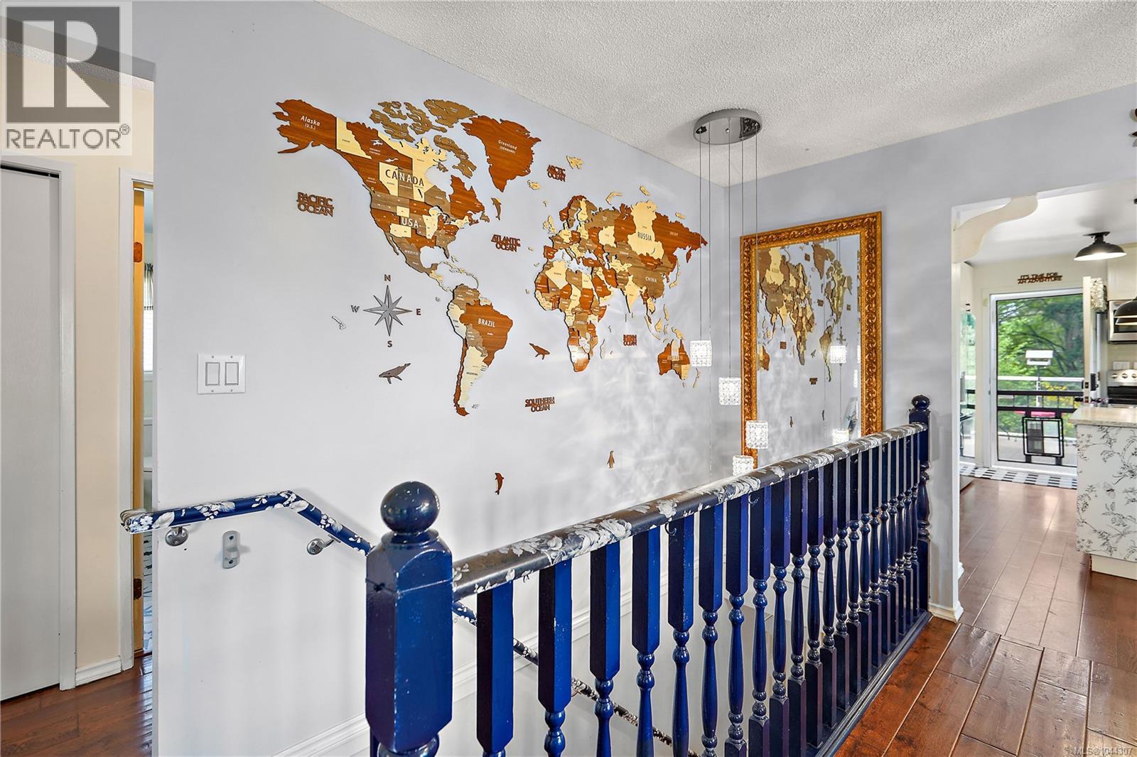 6864 East Saanich Rd - 9