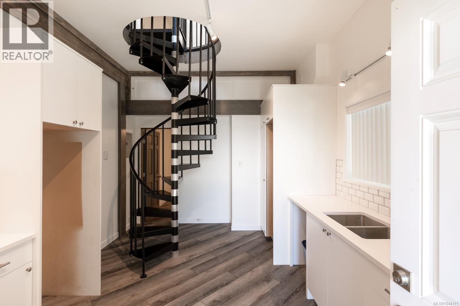9556 Ardmore Dr - 34