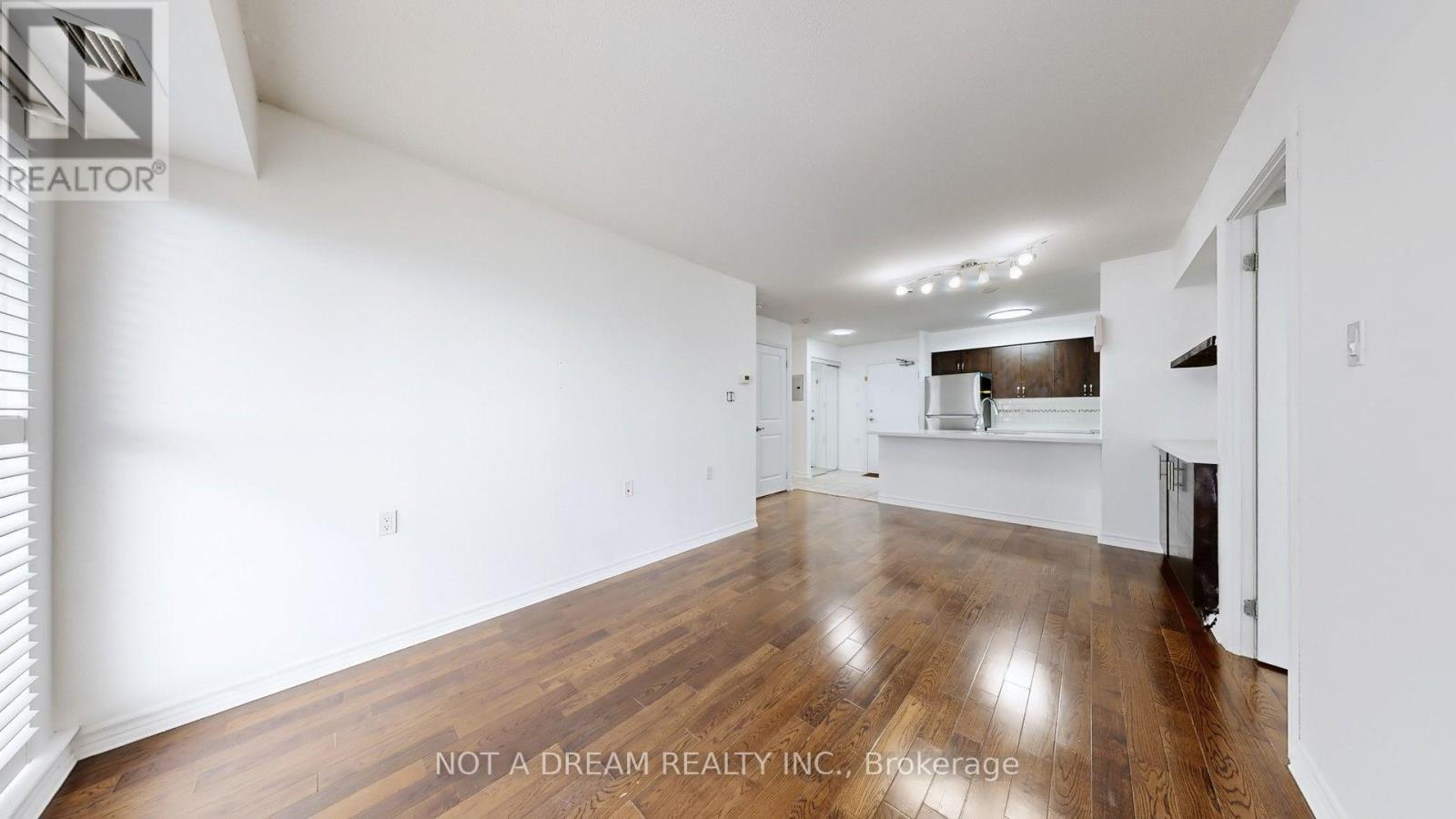 #416 872 SHEPPARD AVENUE W - 25