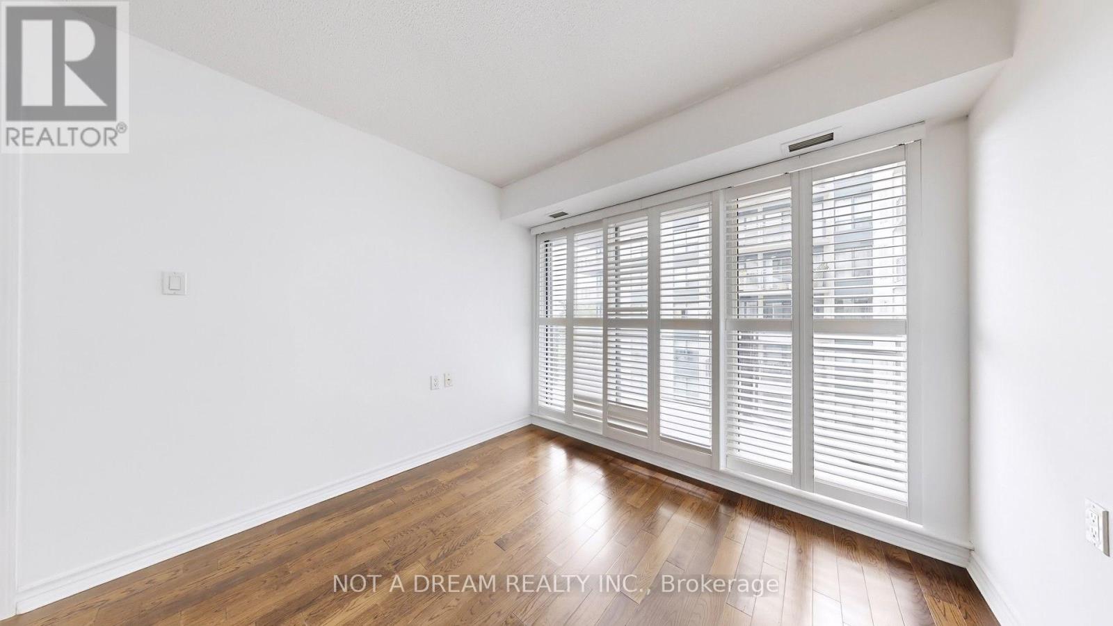 #416 872 SHEPPARD AVENUE W - Image 28