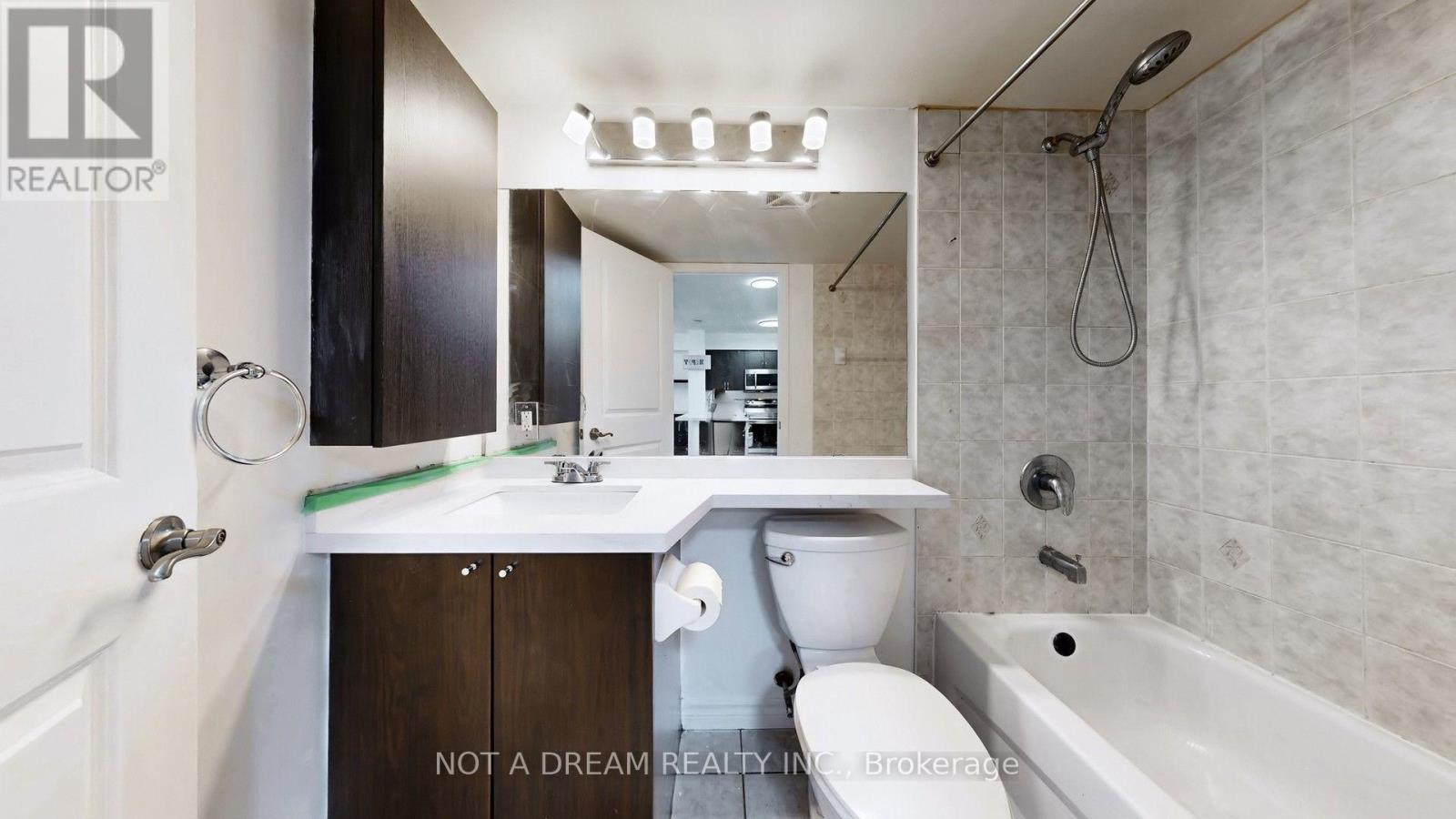 #416 872 SHEPPARD AVENUE W - Image 45