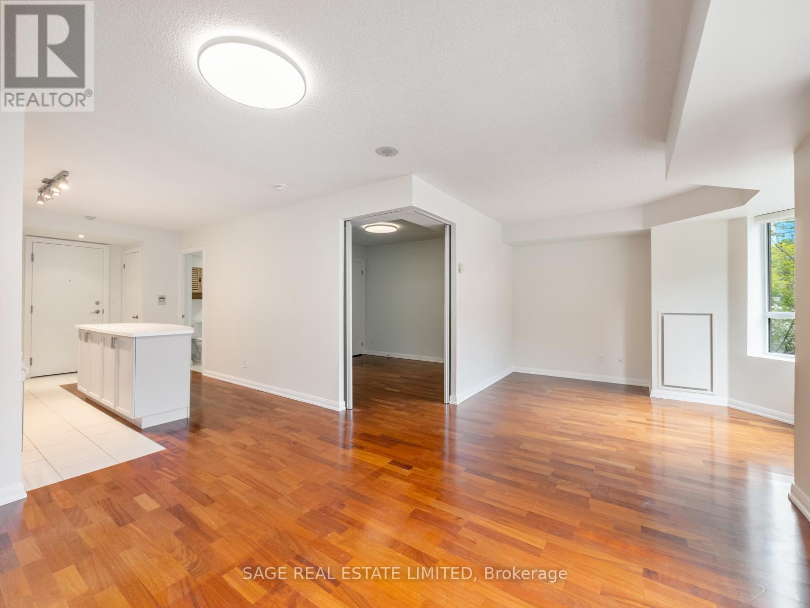 #209 18 BEVERLEY STREET - Image 12