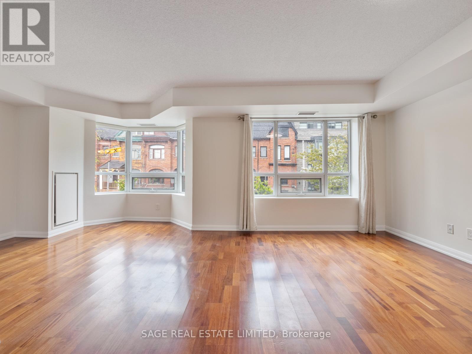 #209 18 BEVERLEY STREET - Image 19