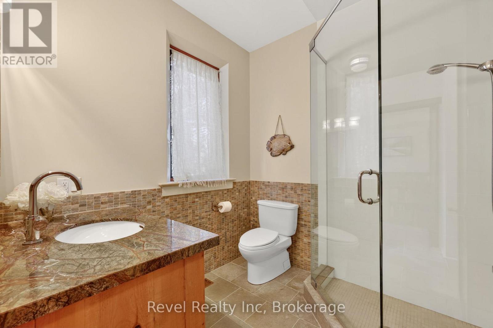 12 WALKER ROAD - Image 24