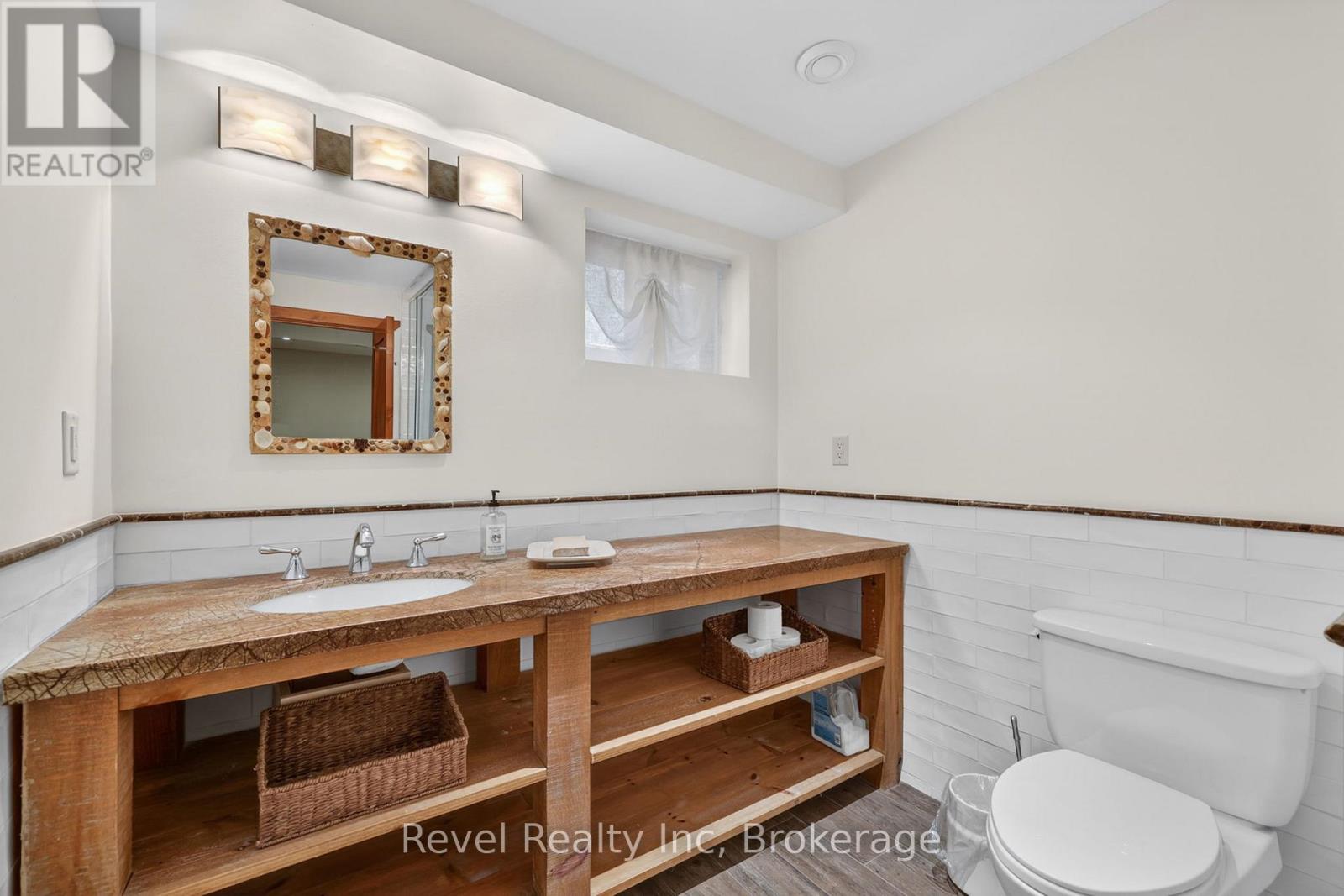 12 WALKER ROAD - Image 40