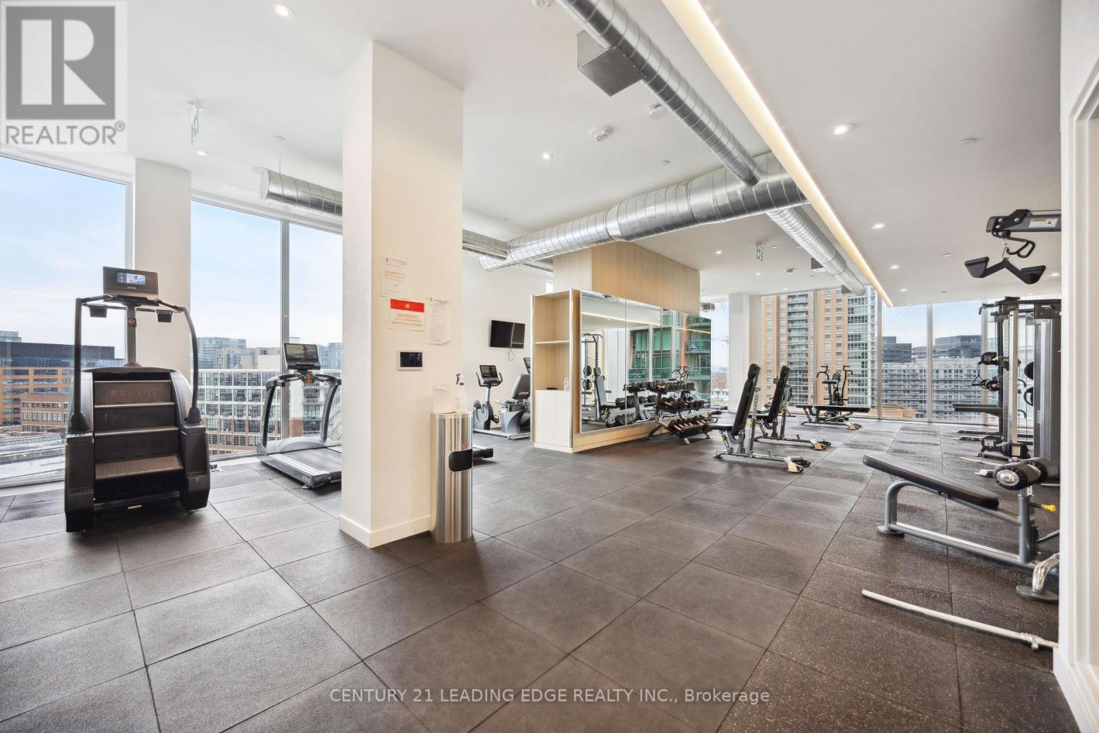#1107 135 EAST LIBERTY STREET - Image 28