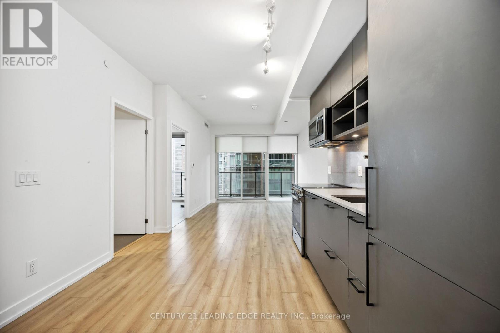 #1107 135 EAST LIBERTY STREET - Image 9