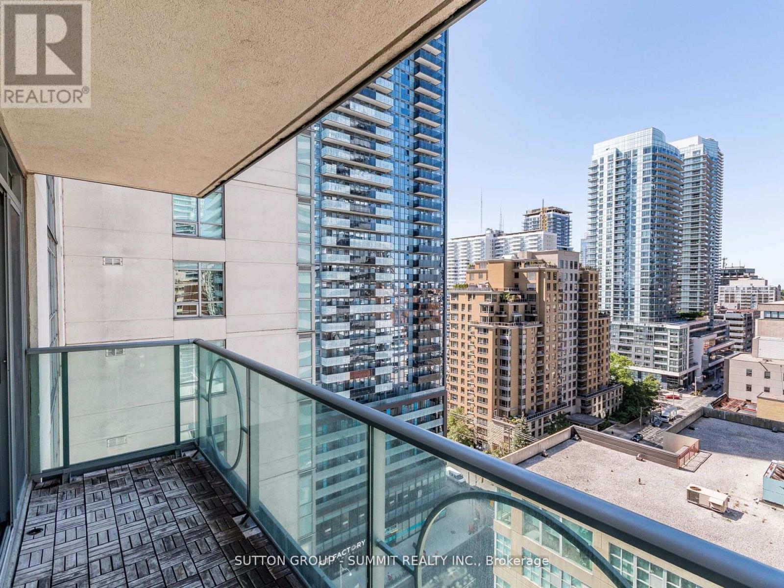 #1704 212 EGLINTON AVENUE E - 16