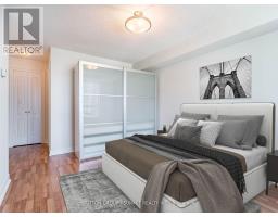 1704 - 212 Eglinton Avenue E, Toronto, ON M4P0A3 Photo 10
