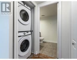 1704 - 212 Eglinton Avenue E, Toronto, ON M4P0A3 Photo 12
