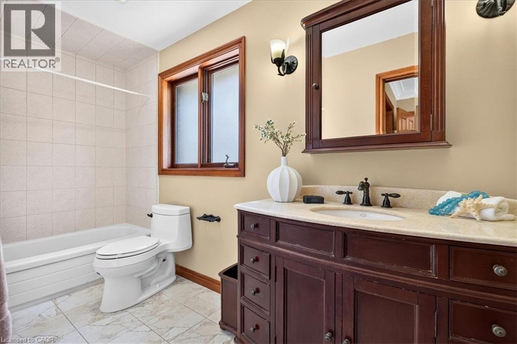 339 KINGSWAY Place - 22