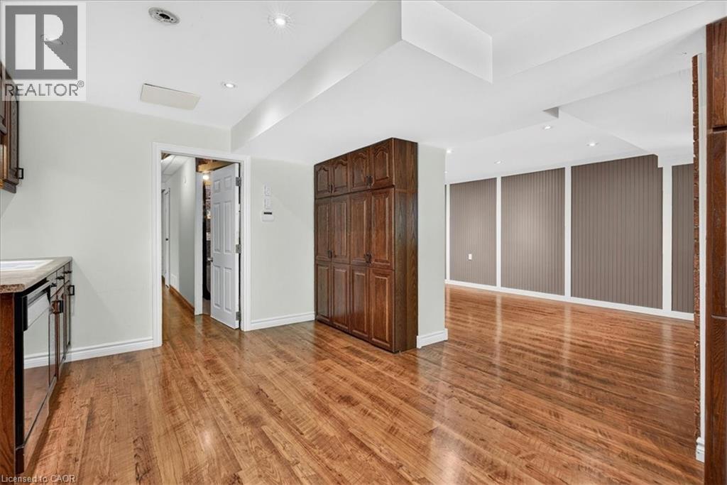 339 KINGSWAY Place - 31