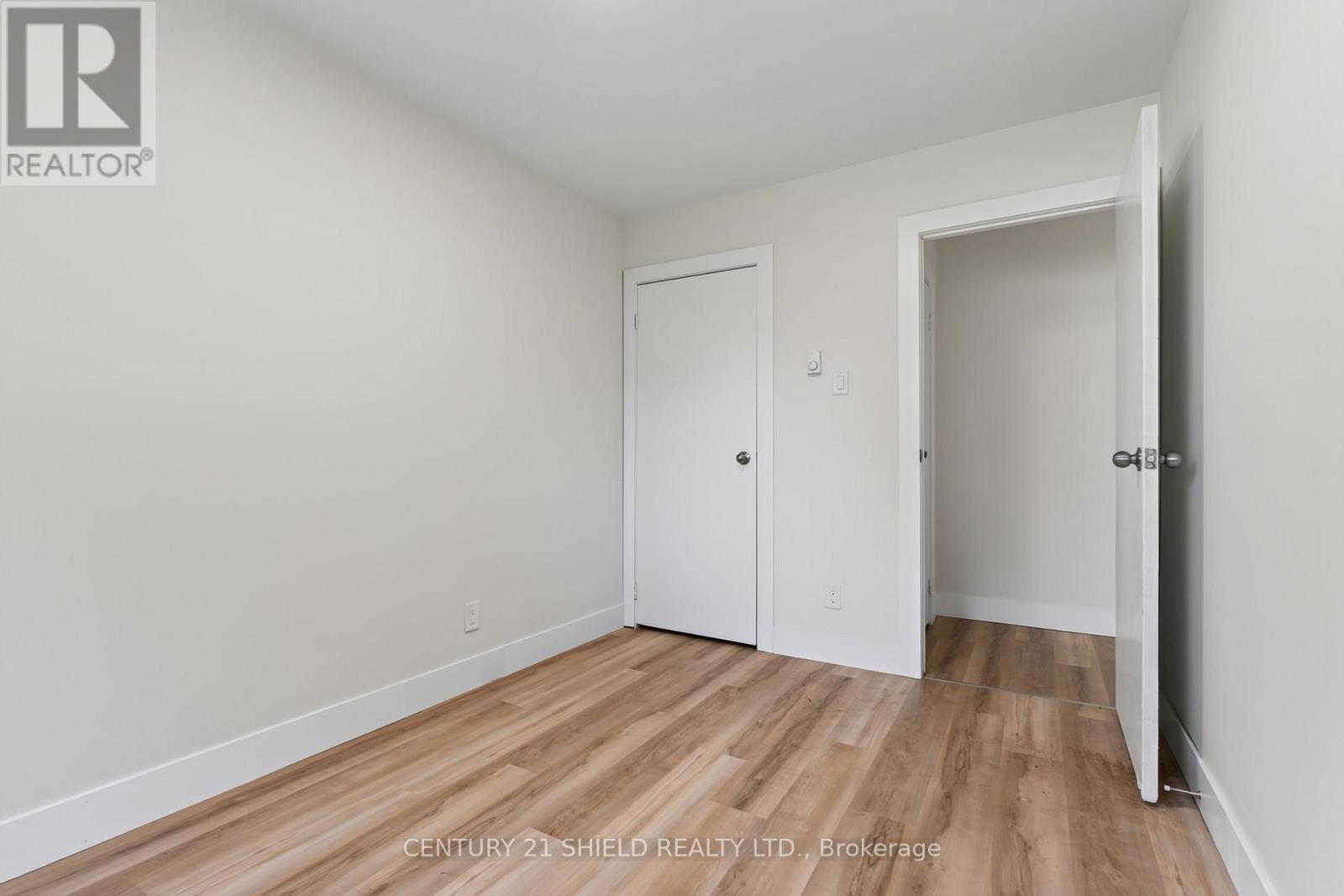 1852 BROOKDALE AVENUE - 13