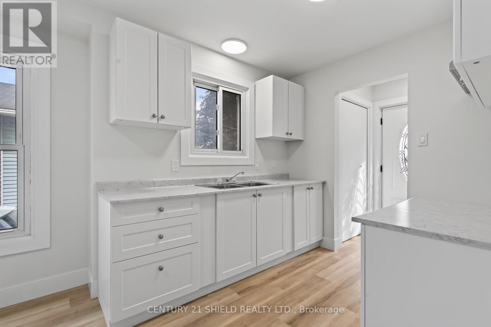 1852 BROOKDALE AVENUE - Image 4