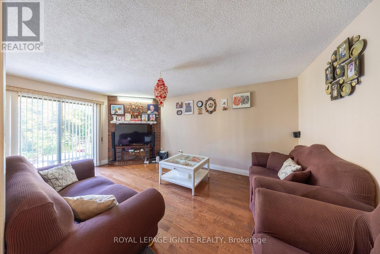 3694 ELLESMERE ROAD - 15