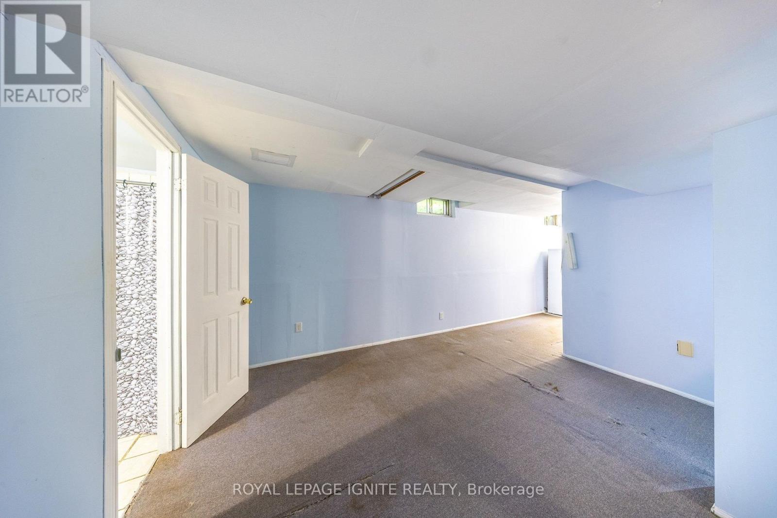 3694 ELLESMERE ROAD - 30