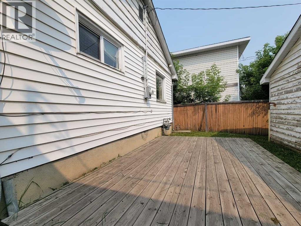 10215 106 Avenue - Photo 17
