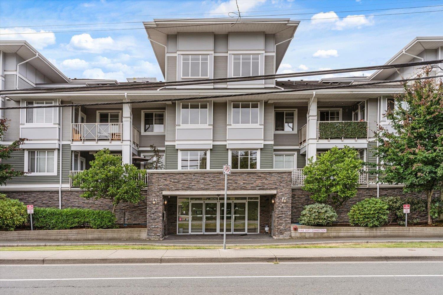 103 46262 FIRST AVENUE, Chilliwack Proper East, Chilliwack