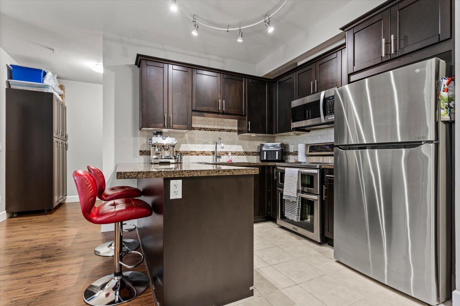 103 46262 FIRST AVENUE, Chilliwack Proper East, Chilliwack