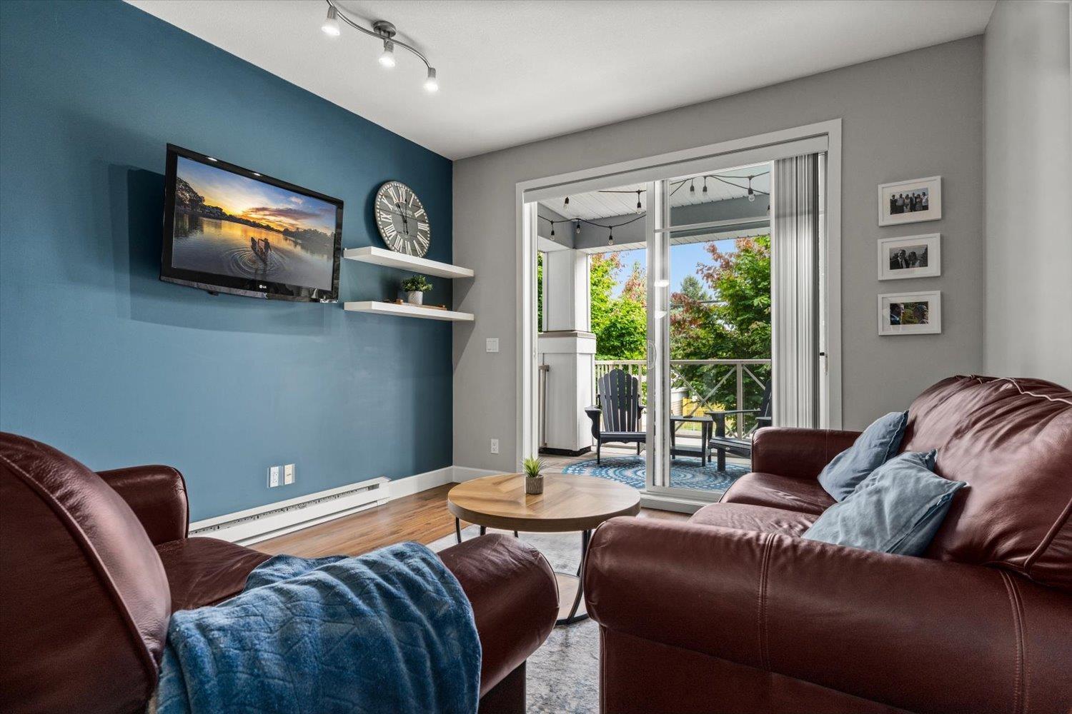 103 46262 FIRST AVENUE, Chilliwack Proper East, Chilliwack