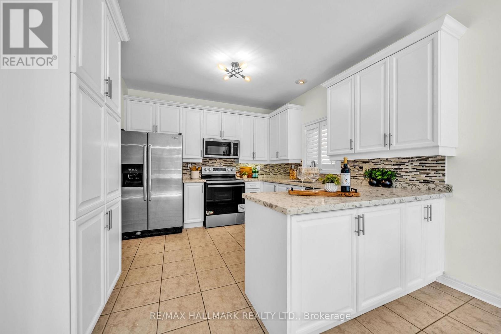 614 SOCIETY CRESCENT - 15