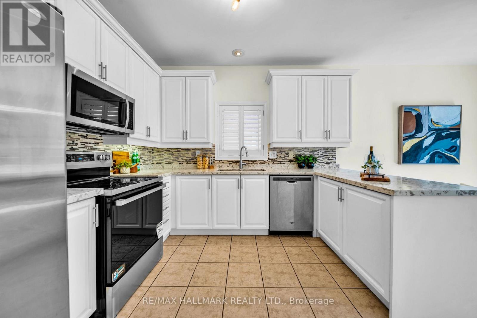 614 SOCIETY CRESCENT - 16