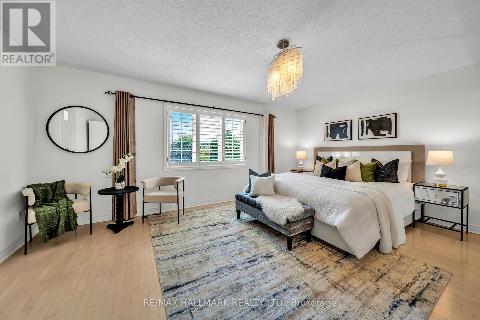 614 SOCIETY CRESCENT - 21