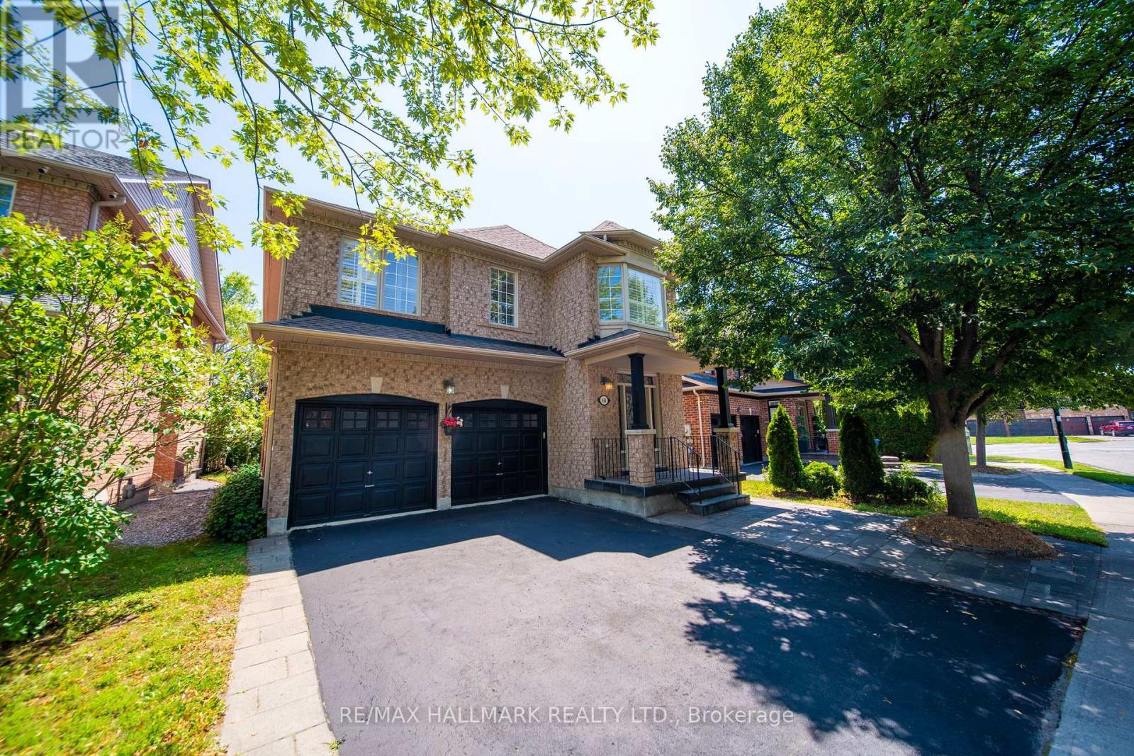 614 SOCIETY CRESCENT - 3