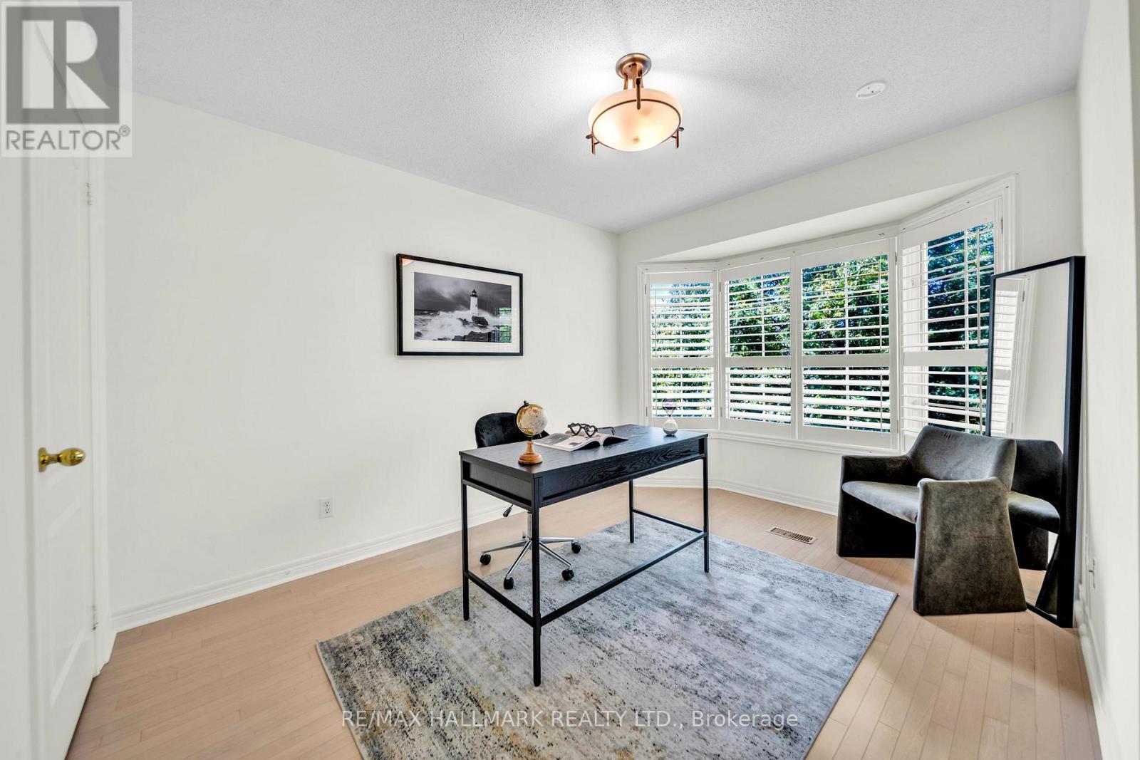 614 SOCIETY CRESCENT - 30