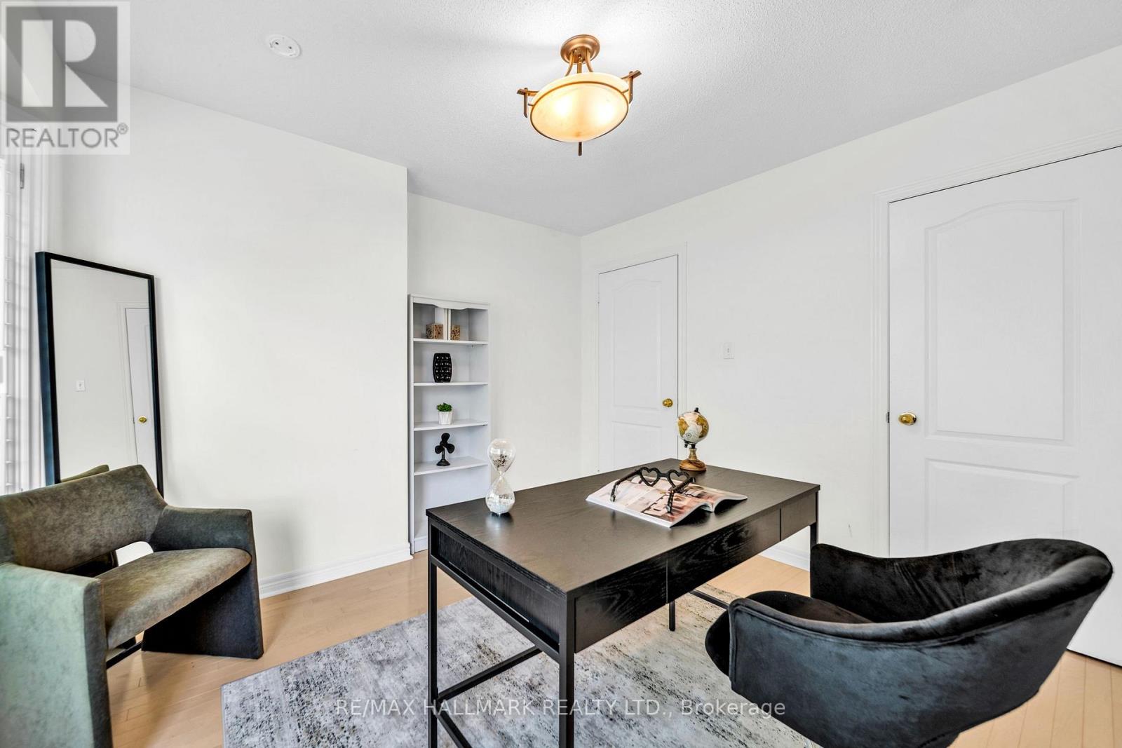 614 SOCIETY CRESCENT - 31