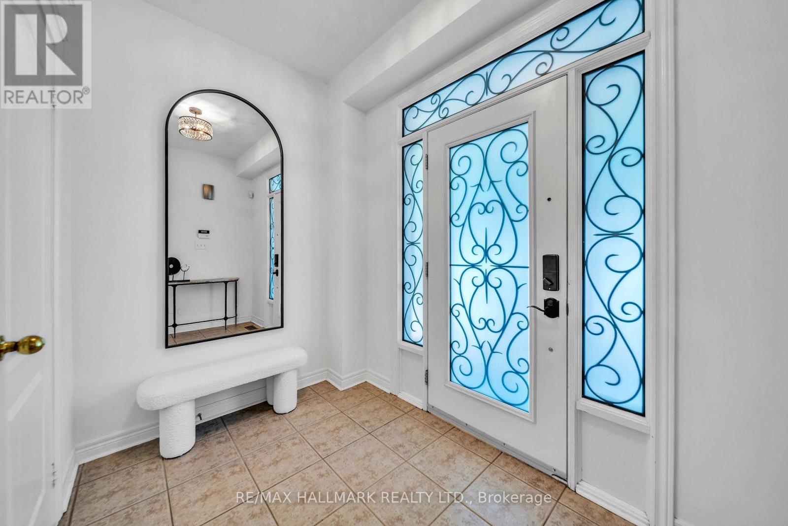 614 SOCIETY CRESCENT - 5