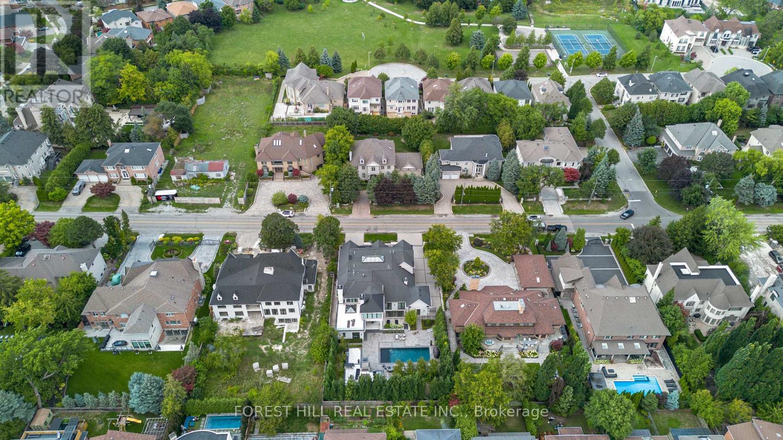 163 ARNOLD AVENUE - 32