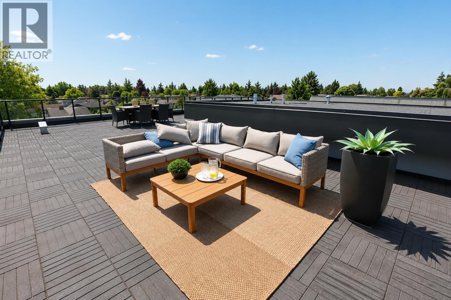 8280 COLONIAL Drive, Richmond