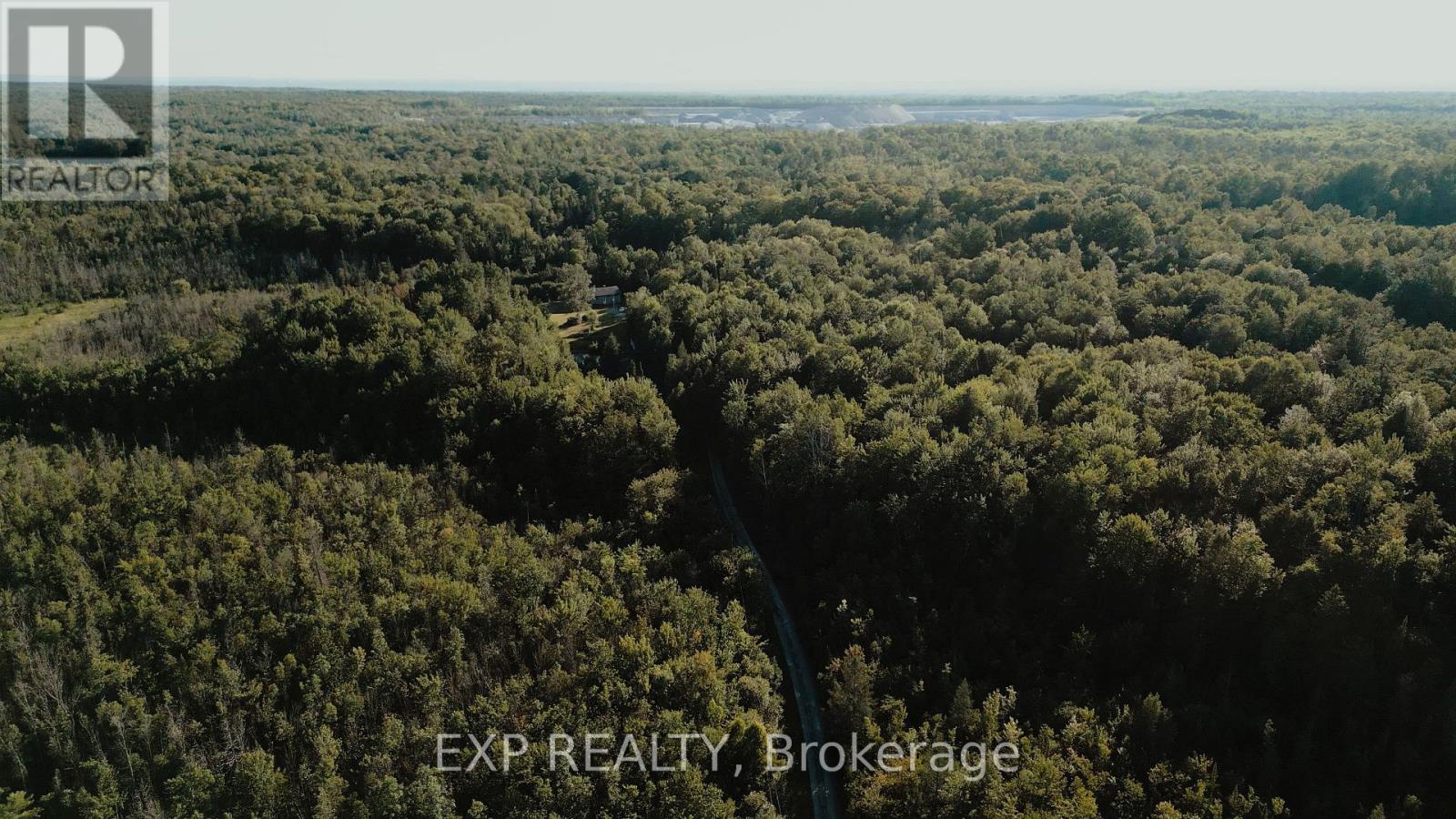 2670 SOUTH SPARROW LAKE ROAD S - 3