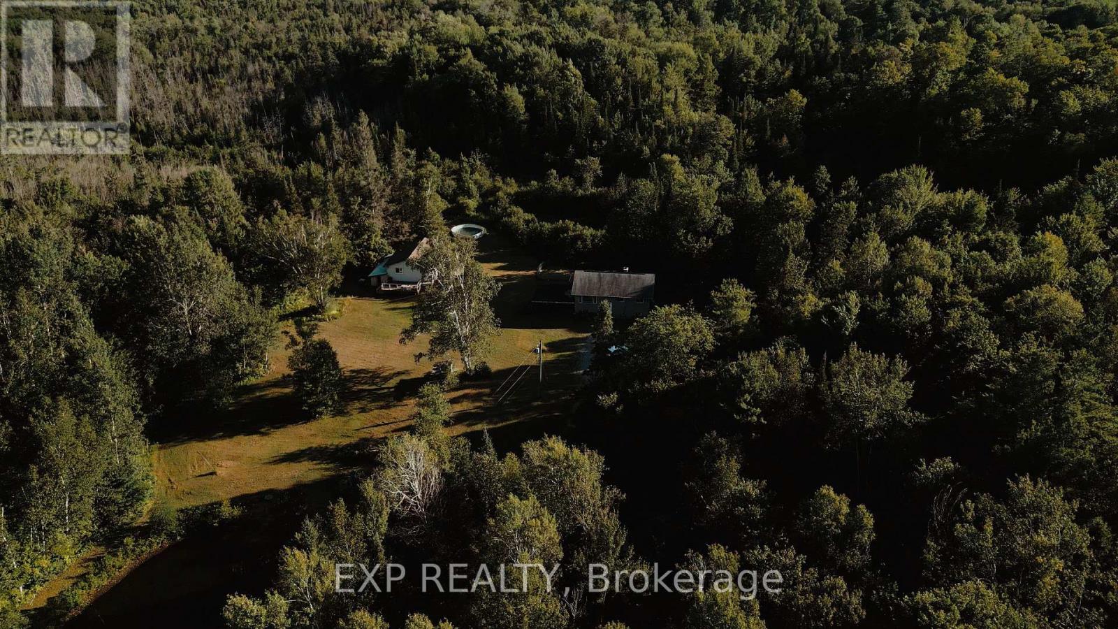 2670 SOUTH SPARROW LAKE ROAD S - 5
