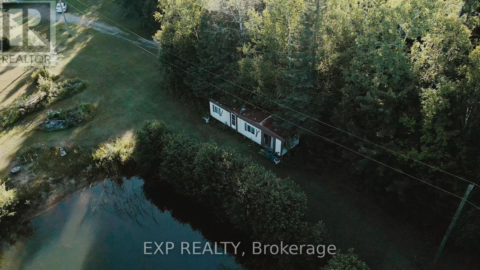 2670 SOUTH SPARROW LAKE ROAD S - 6