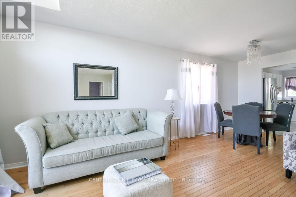 53 FOREST DALE DRIVE - 6