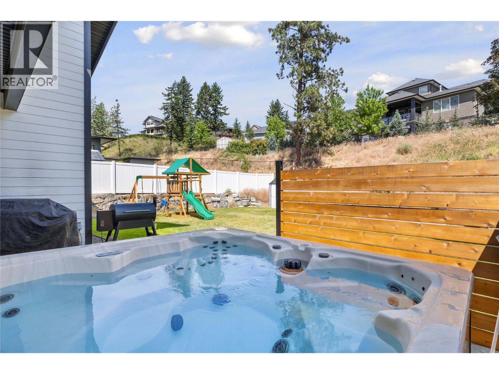 2846 Canyon Crest Drive - 48