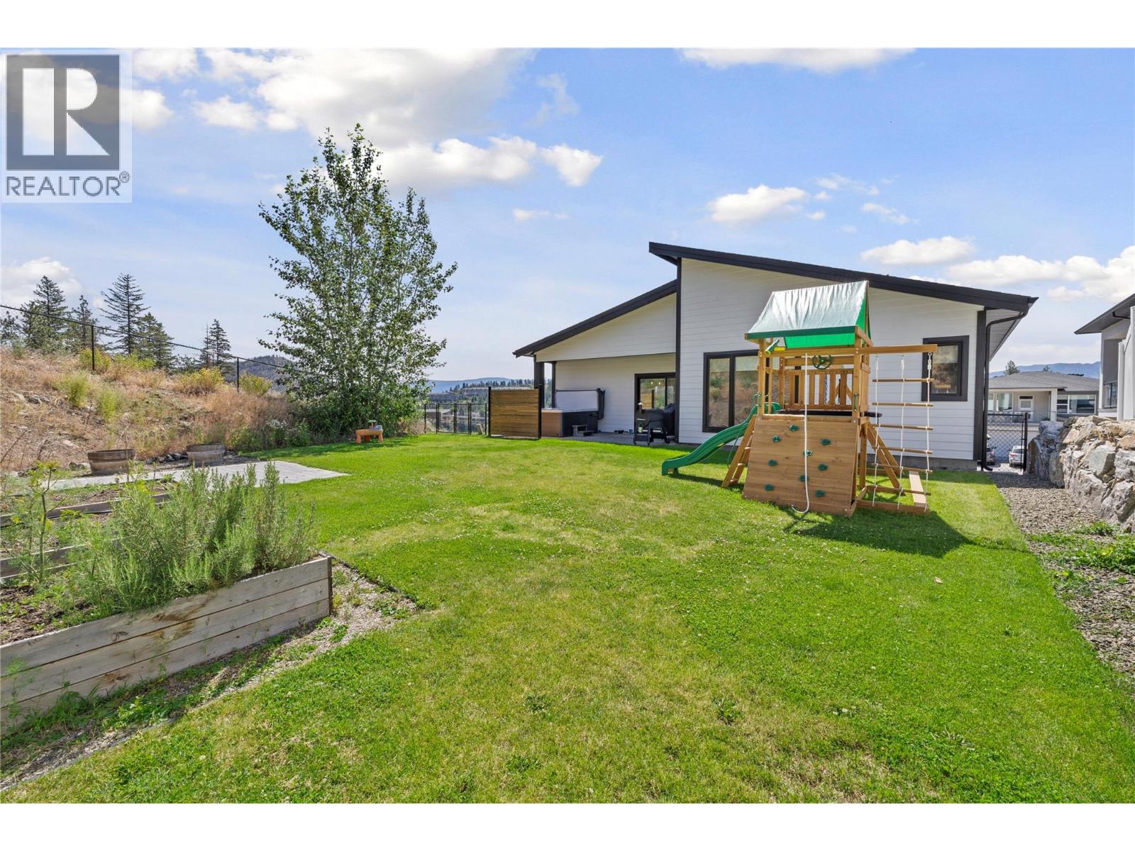 2846 Canyon Crest Drive - 50