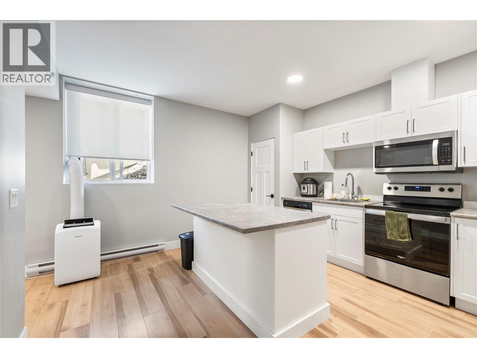 2846 Canyon Crest Drive - 56