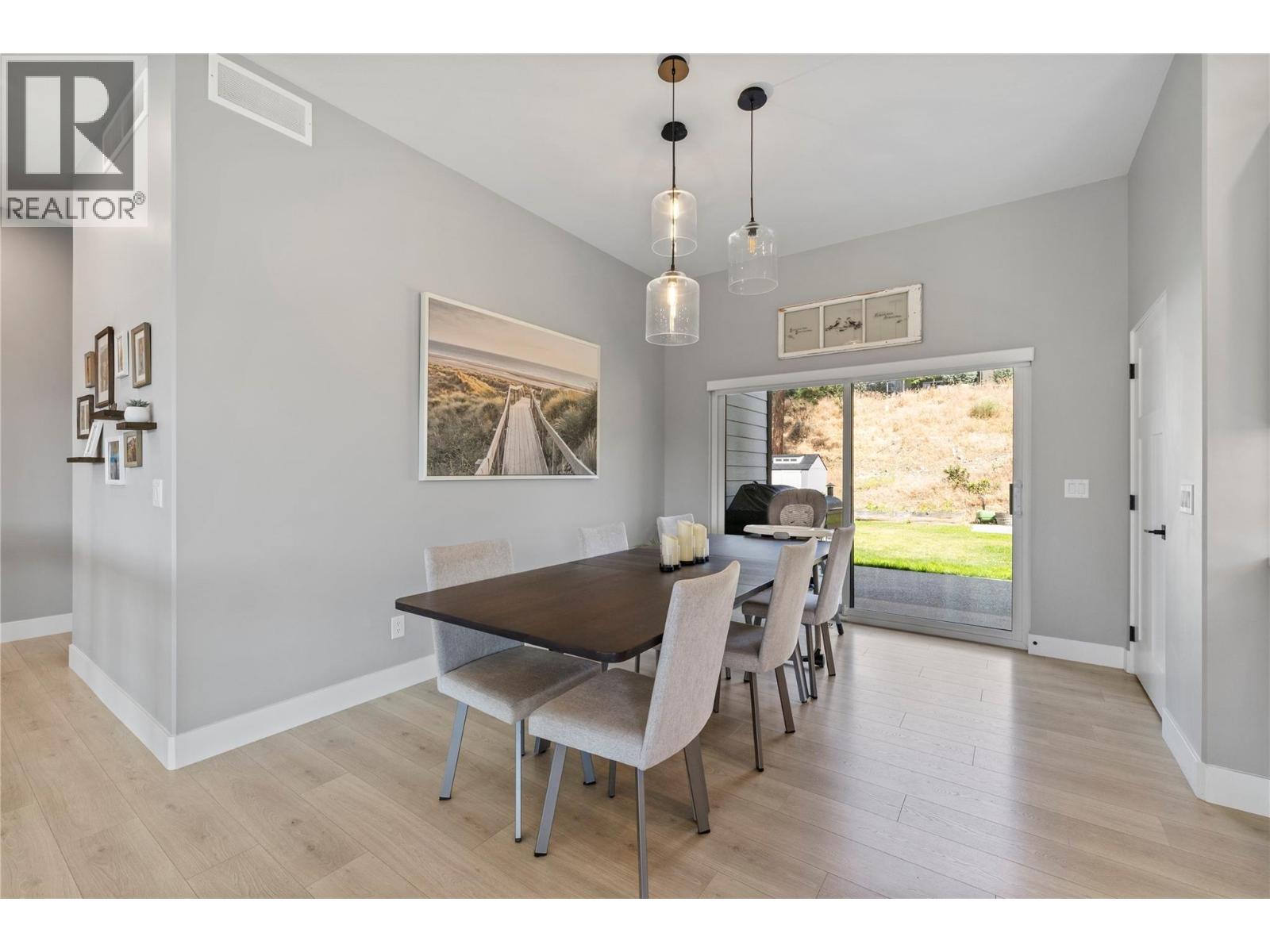 2846 Canyon Crest Drive - 18