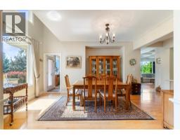 Kitchen - 1821 50 Avenue Ne, Salmon Arm, BC V1E2X3 Photo 17