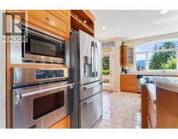 1821 50 Avenue Ne, Salmon Arm, BC V1E2X3 Photo 43
