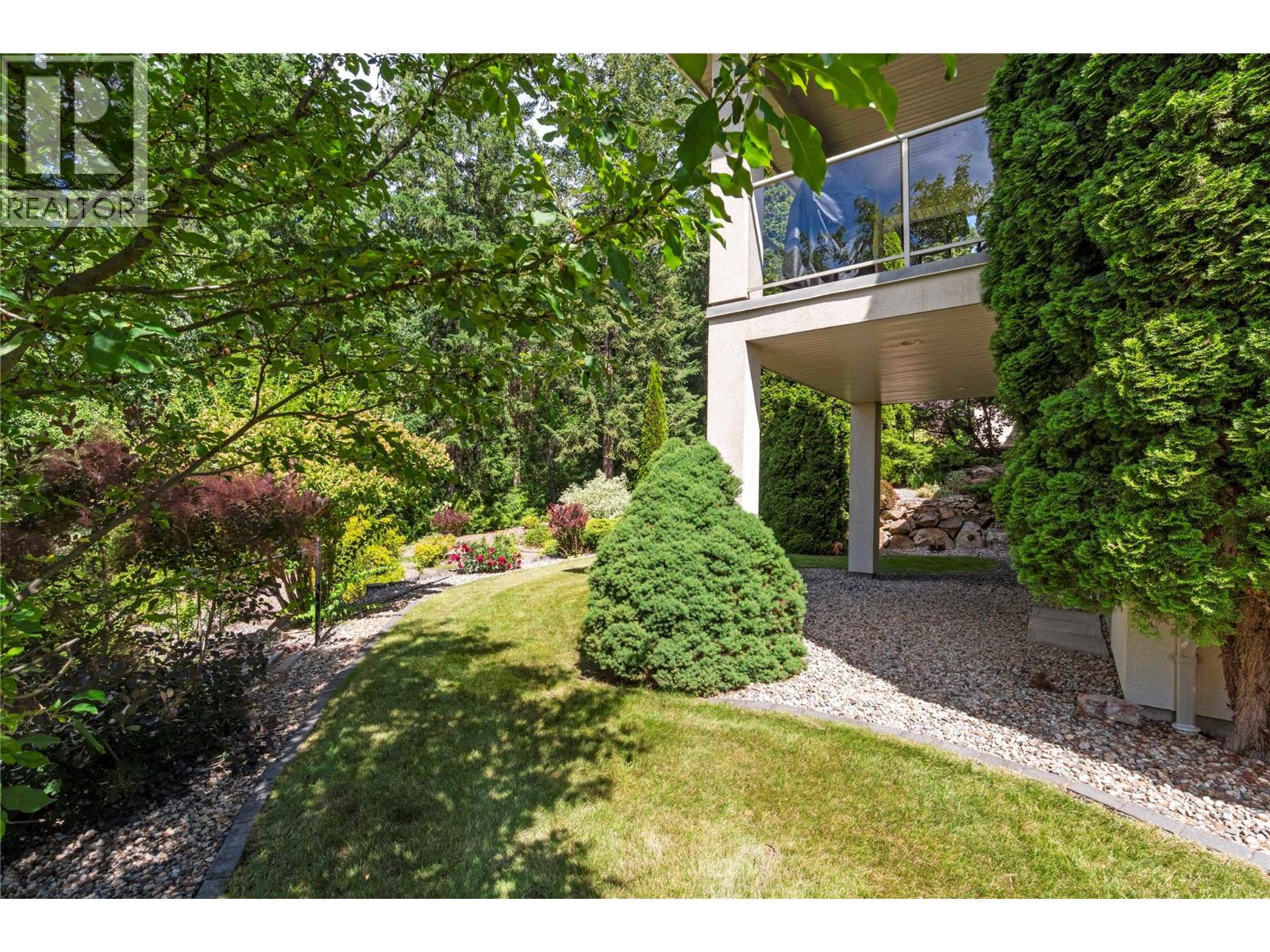 1821 50 Avenue NE - 97