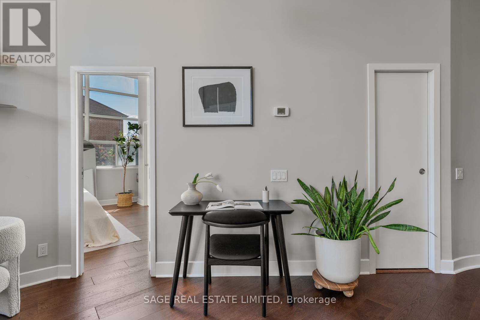 #123 1001 ROSELAWN AVENUE - Image 11