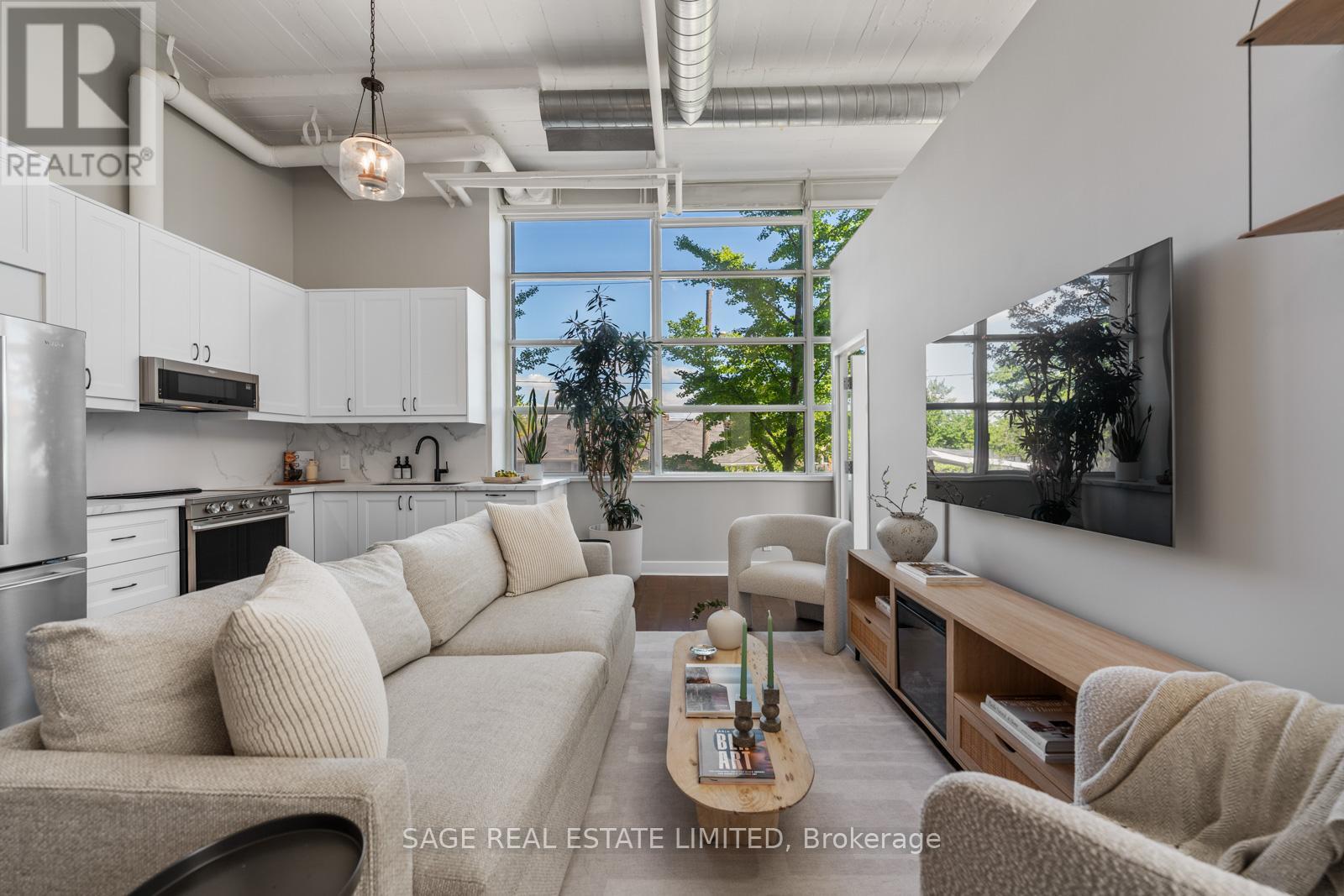 #123 1001 ROSELAWN AVENUE - Image 15